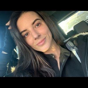 Meet your Posher, Dayna